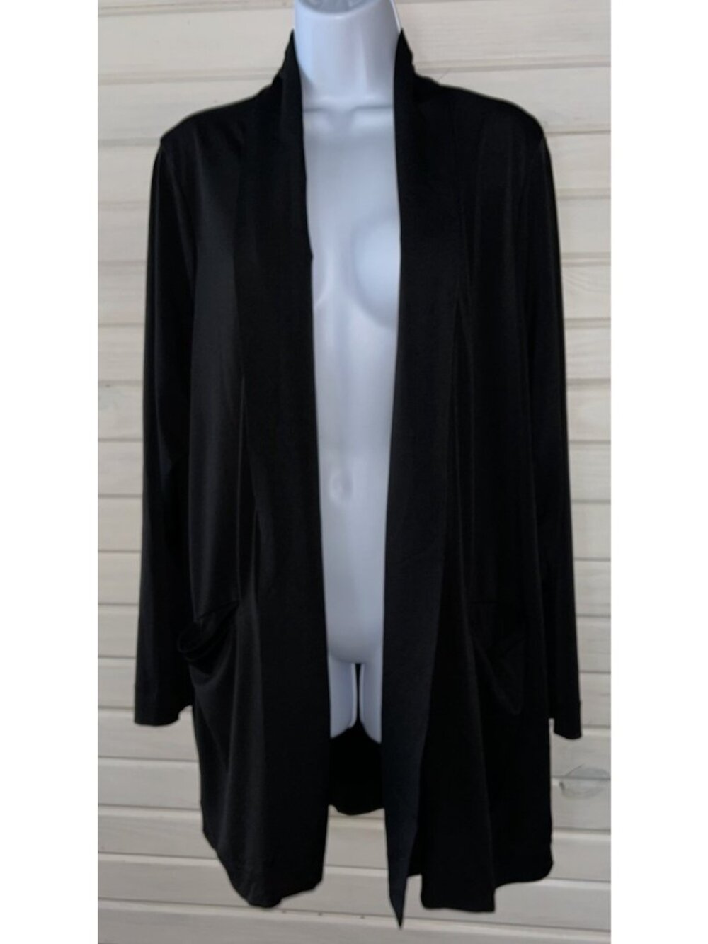 Torrid 2 2X PLUS Black Crepe Knit Open Front Cardigan Draped Pockets EUC